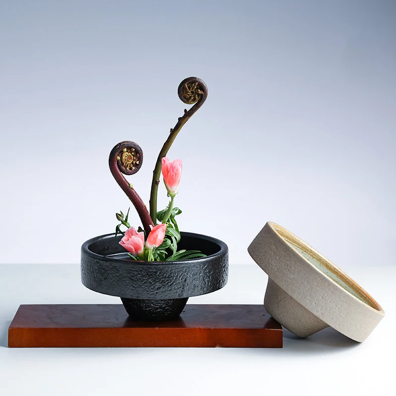 Japanese Frog Ceramic Vase Ike - đánh giá và giá Ikebana Vase Kenzan
